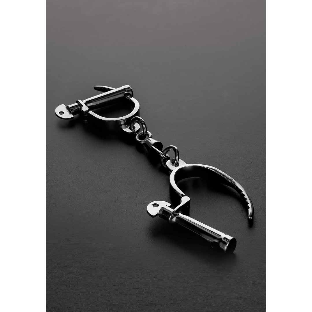 Adjustable Darby Style Handcuffs